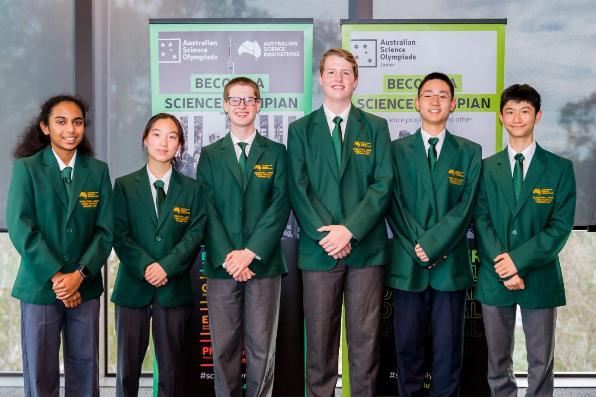 Meet the team representing Australia at the 2023 International Junior Science Olympiad in Thailand image